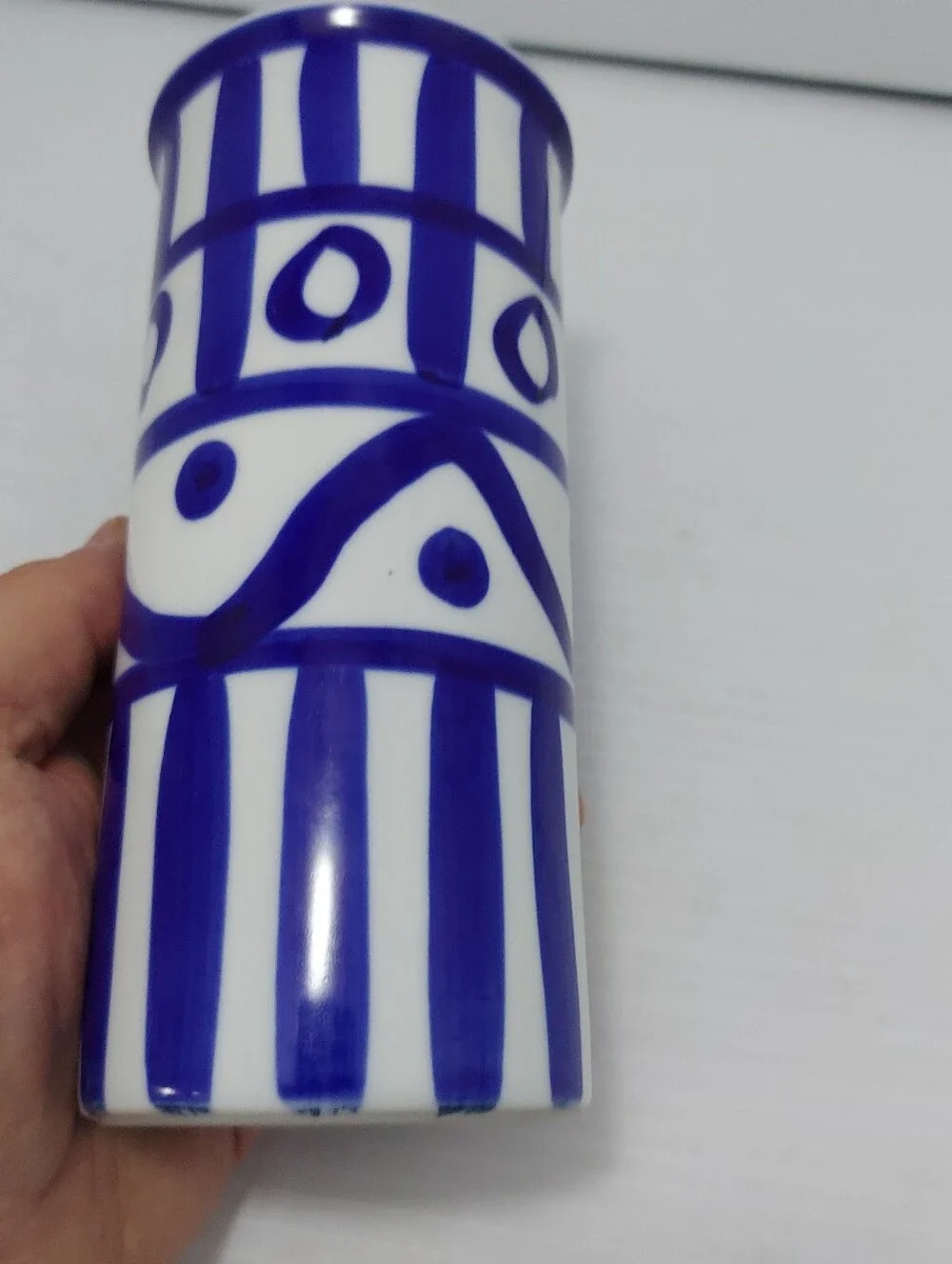 Dansk arabesque vase  Blue White Mcm Vintage 7” Tall  Model A52